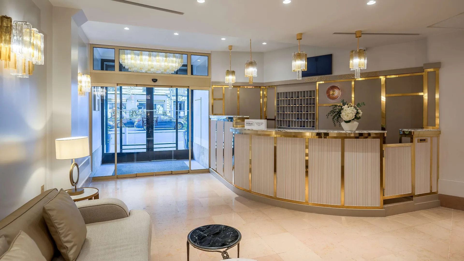 Camille Tapestry Collection By Hilton 4* Paris