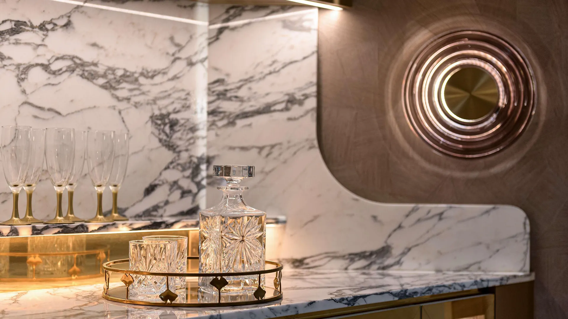 Hotel Camille Tapestry Collection By Hilton Parijs