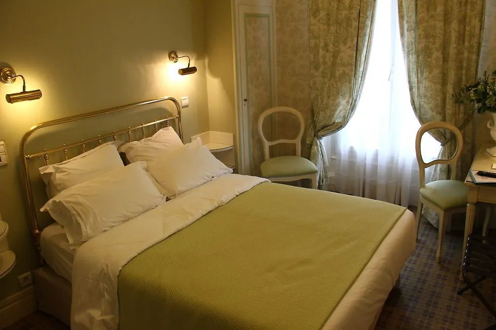 Camille Tapestry Collection By Hilton 4* Parijs
